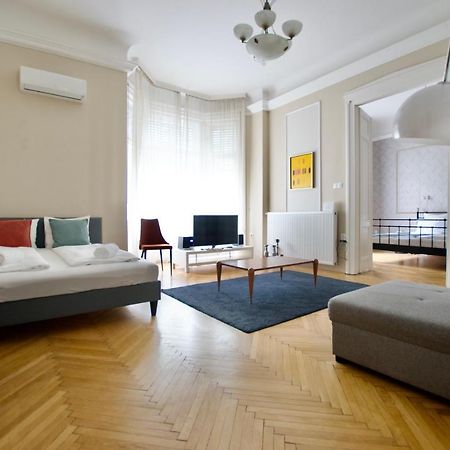 Standard Apartment By Hi5 - Kecskemeti Street Suite Будапеща Екстериор снимка