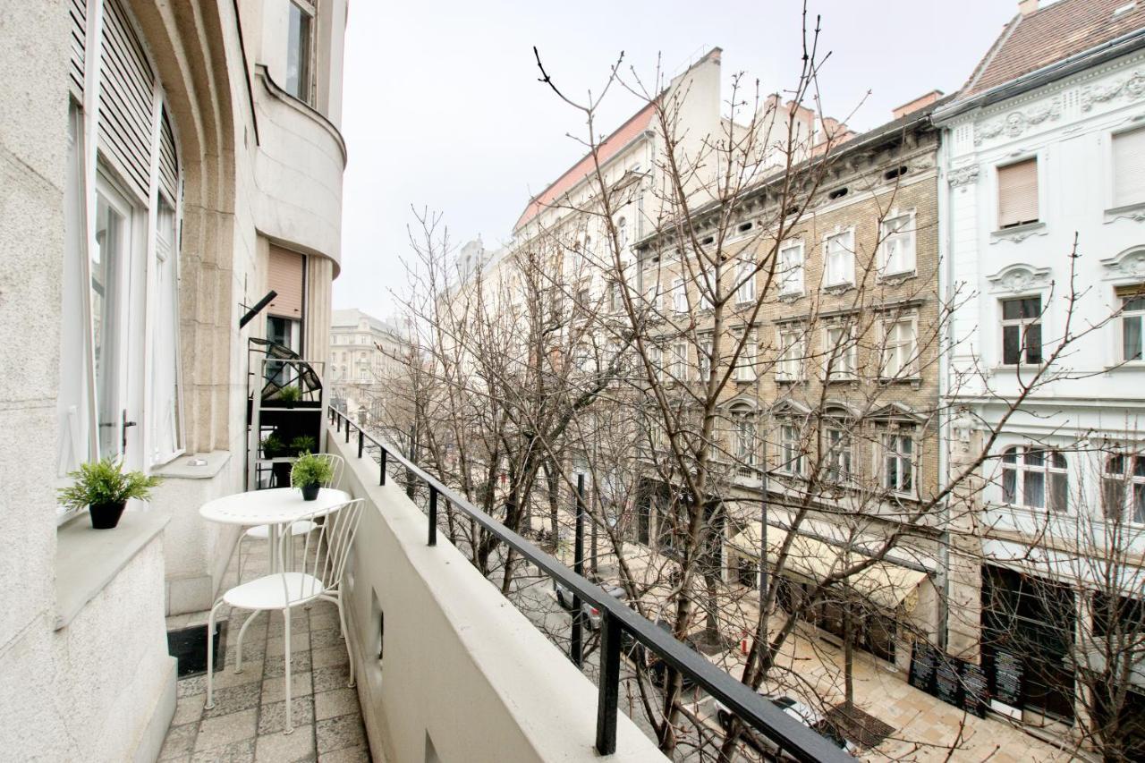 Standard Apartment By Hi5 - Kecskemeti Street Suite Будапеща Екстериор снимка